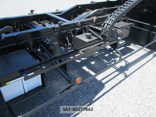 Mitsubishi CANTER 2026-05 8523881-11
