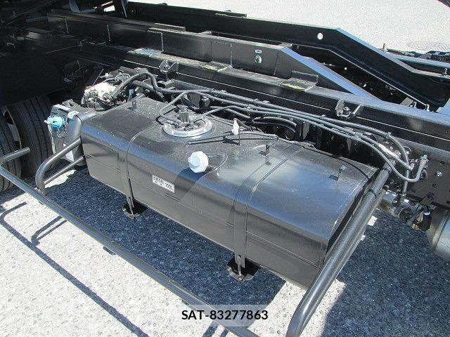 Mitsubishi CANTER 2026-05 8523881-12