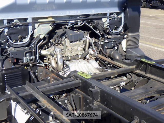 Mitsubishi CANTER 2020-07 8523901-10