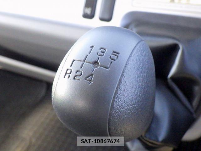 Mitsubishi CANTER 2020-07 8523901-14