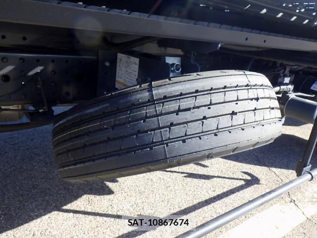 Mitsubishi CANTER 2020-07 8523901-23