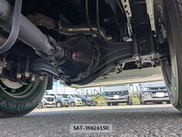 Mitsubishi CANTER 2026-03 8523879-9
