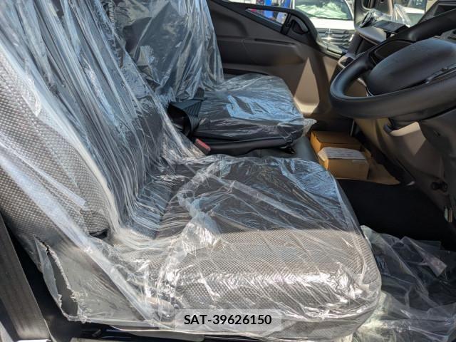 Mitsubishi CANTER 2026-03 8523879-24