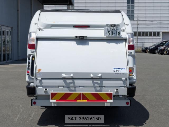 Mitsubishi CANTER 2026-03 8523879-6