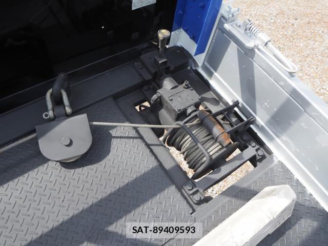 Mitsubishi CANTER 2017-09 8523913-26