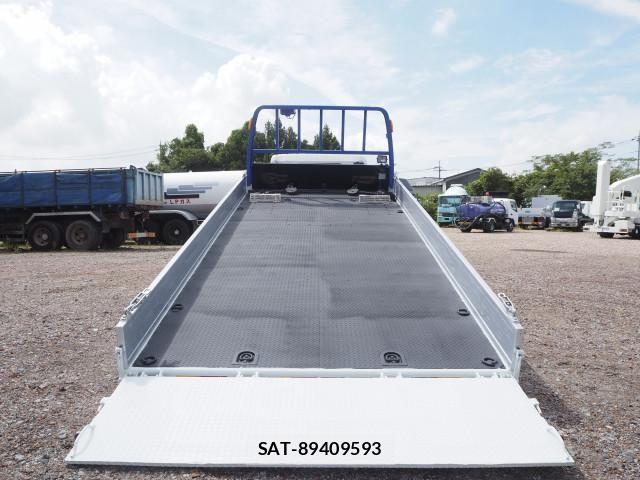 Mitsubishi CANTER 2017-09 8523913-3
