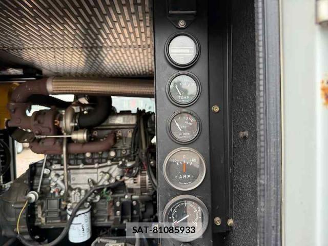 Mitsubishi CANTER 2012-06 8523931-14