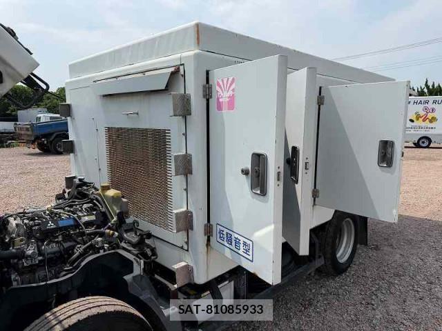 Mitsubishi CANTER 2012-06 8523931-20