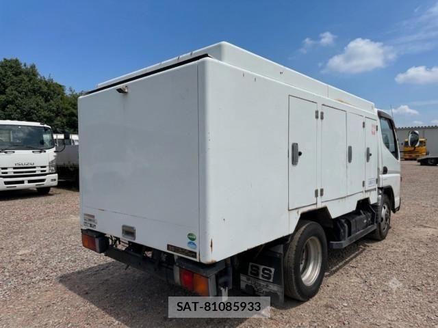 Mitsubishi CANTER 2012-06 8523931-4