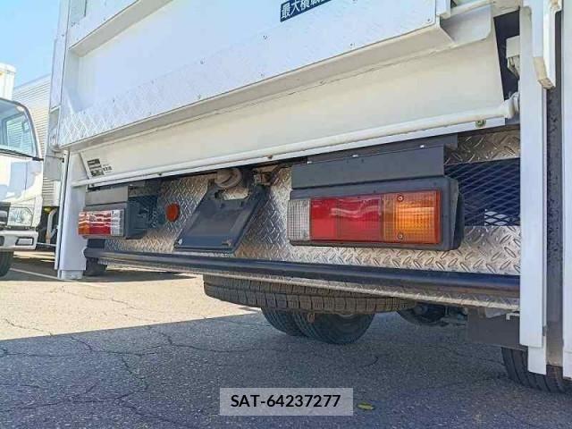 Mitsubishi CANTER 2019-11 8523947-16