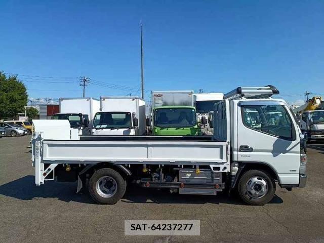 Mitsubishi CANTER 2019-11 8523947-5