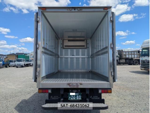Mitsubishi CANTER 2022-07 8523973-9
