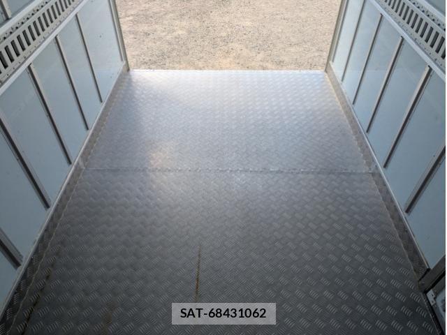 Mitsubishi CANTER 2022-07 8523973-15