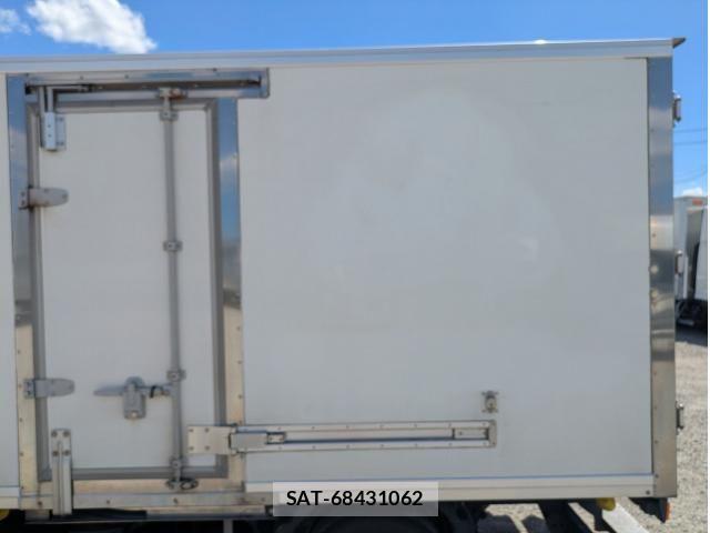 Mitsubishi CANTER 2022-07 8523973-19