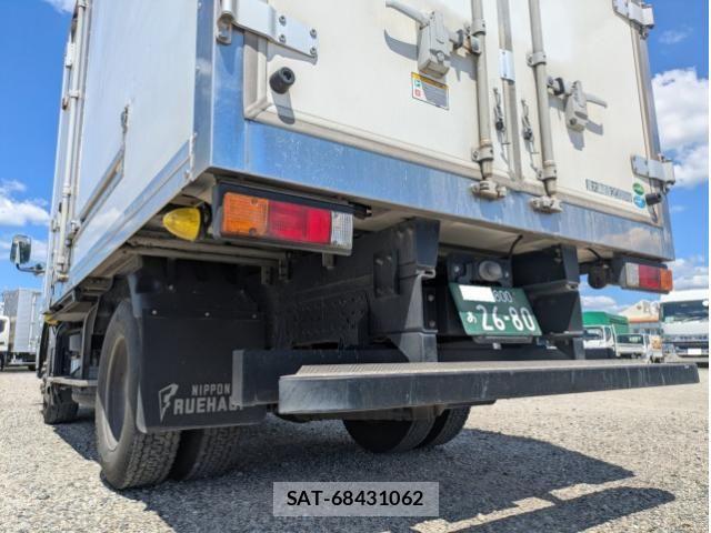 Mitsubishi CANTER 2022-07 8523973-5