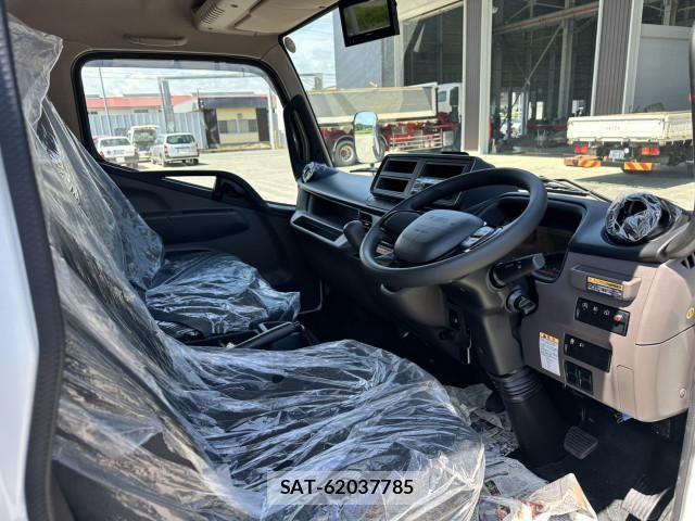 Mitsubishi CANTER 2025-12 8523907-13