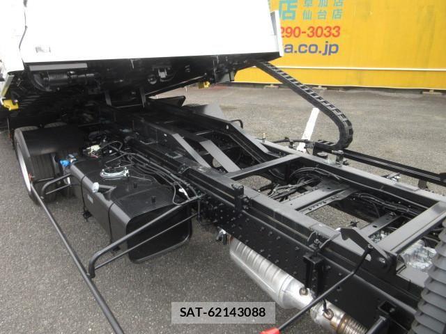 Mitsubishi CANTER 2026-02 8523897-17