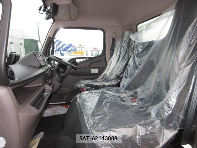 Mitsubishi CANTER 2026-02 8523897-26