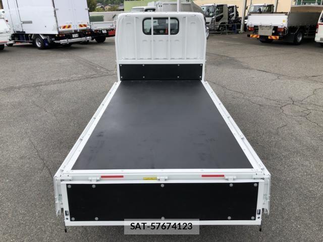 Mitsubishi CANTER 2026-04 8528523-16