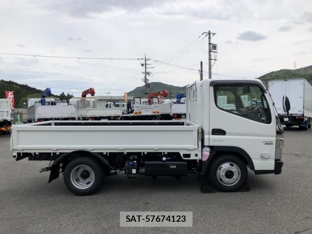 Mitsubishi CANTER 2026-04 8528523-17