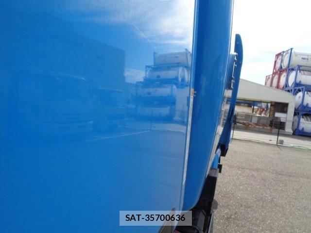 Mitsubishi CANTER 2021-09 8523928-28