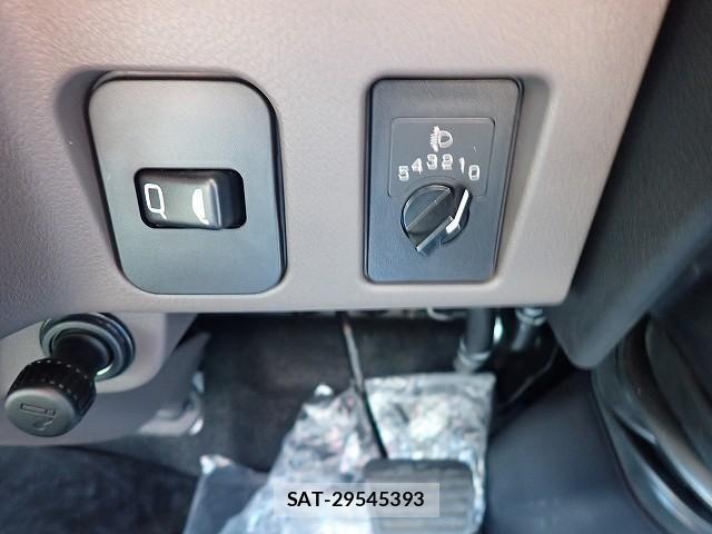 Mitsubishi CANTER 2026-05 8523896-22