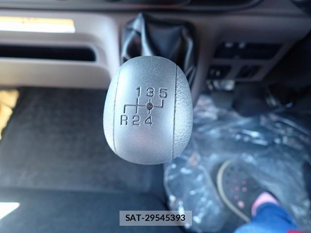 Mitsubishi CANTER 2026-05 8523896-23