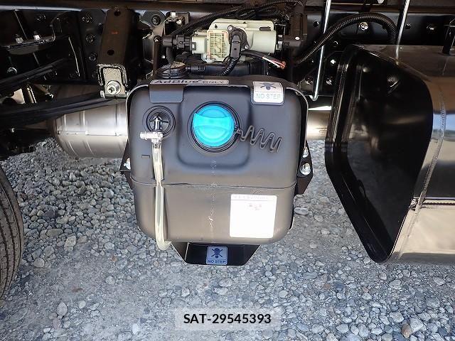 Mitsubishi CANTER 2026-05 8523896-8