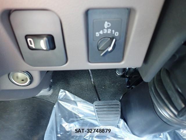 Mitsubishi CANTER 2026-05 8523899-18