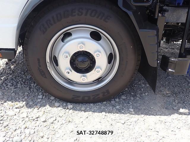 Mitsubishi CANTER 2026-05 8523899-29