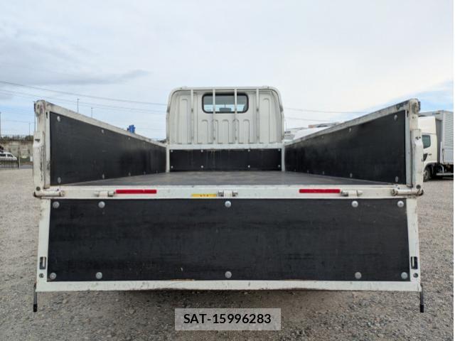 Mitsubishi CANTER 2023-05 8523946-9