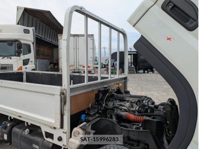 Mitsubishi CANTER 2023-05 8523946-23