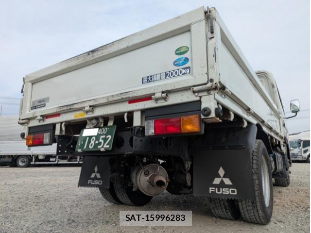 Mitsubishi CANTER 2023-05 8523946-7