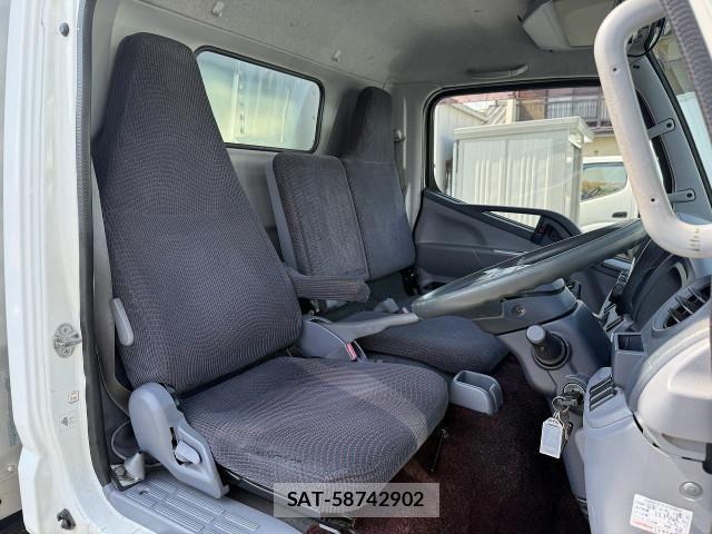 Mitsubishi CANTER 2014-03 8523974-13