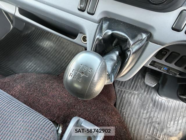 Mitsubishi CANTER 2014-03 8523974-17