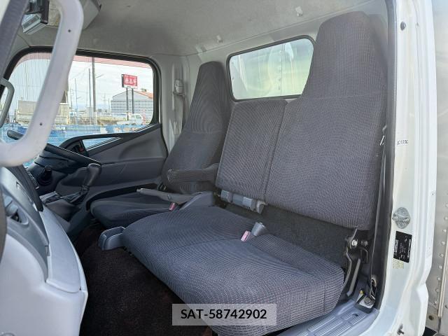 Mitsubishi CANTER 2014-03 8523974-18