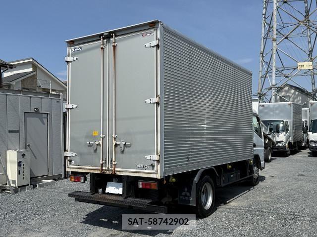 Mitsubishi CANTER 2014-03 8523974-1