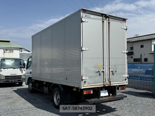Mitsubishi CANTER 2014-03 8523974-27