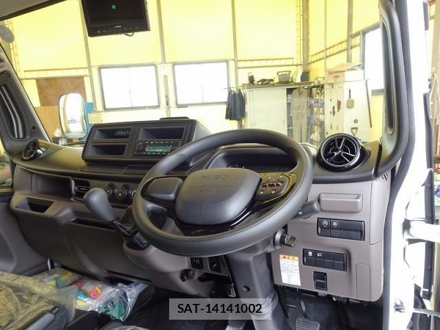 Mitsubishi CANTER 2026-03 8523910-12
