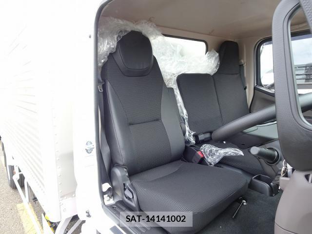 Mitsubishi CANTER 2026-03 8523910-13
