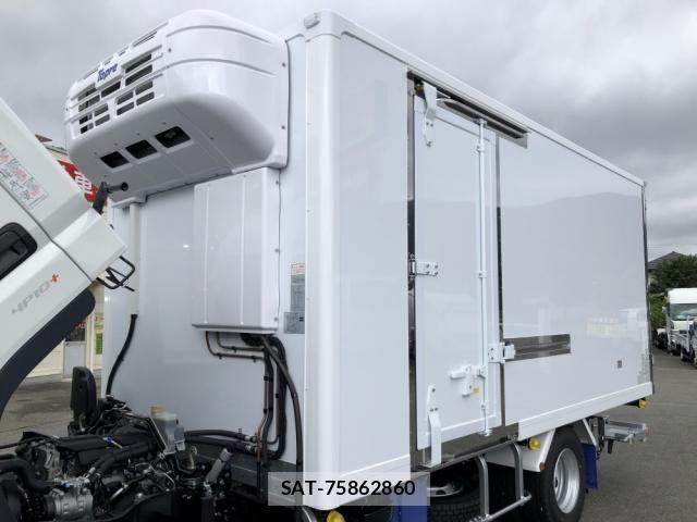 Mitsubishi CANTER 2026-04 8523889-28