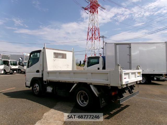 Mitsubishi CANTER 2015-06 8523962-3