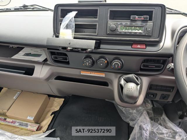 Mitsubishi CANTER 2026-04 8523880-10