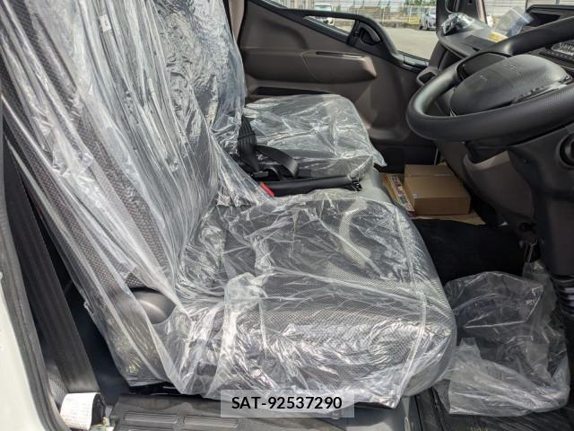 Mitsubishi CANTER 2026-04 8523880-14