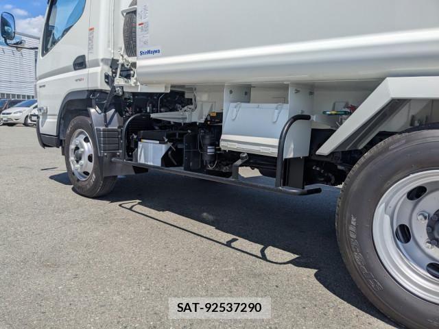 Mitsubishi CANTER 2026-04 8523880-18