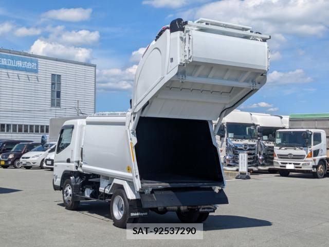 Mitsubishi CANTER 2026-04 8523880-23