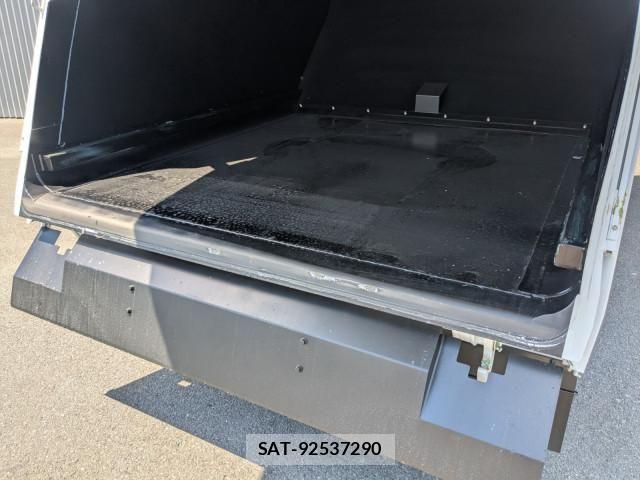 Mitsubishi CANTER 2026-04 8523880-24