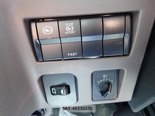 Mitsubishi CANTER 2026-05 8523914-14