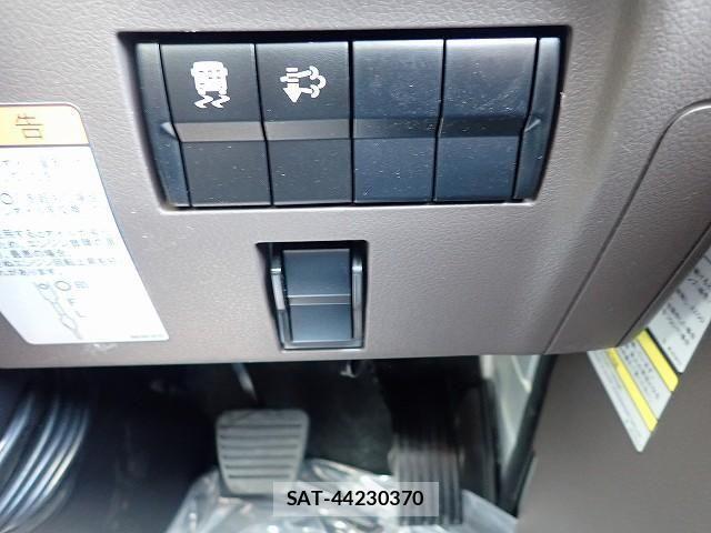 Mitsubishi CANTER 2026-05 8523914-16