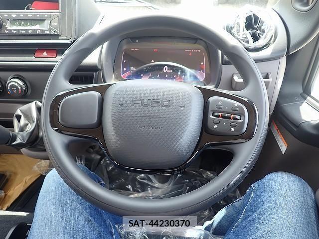 Mitsubishi CANTER 2026-05 8523914-21